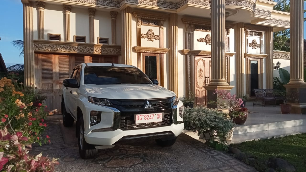 Kendaraan operasional lapangan Migas